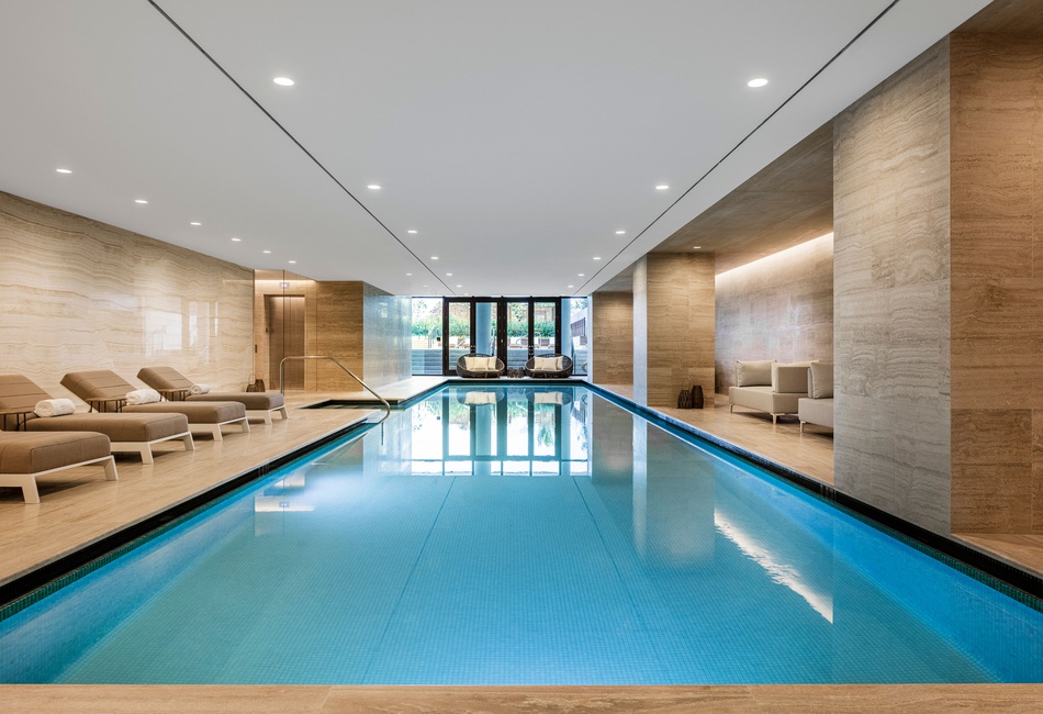 Arte - Indoor Pool