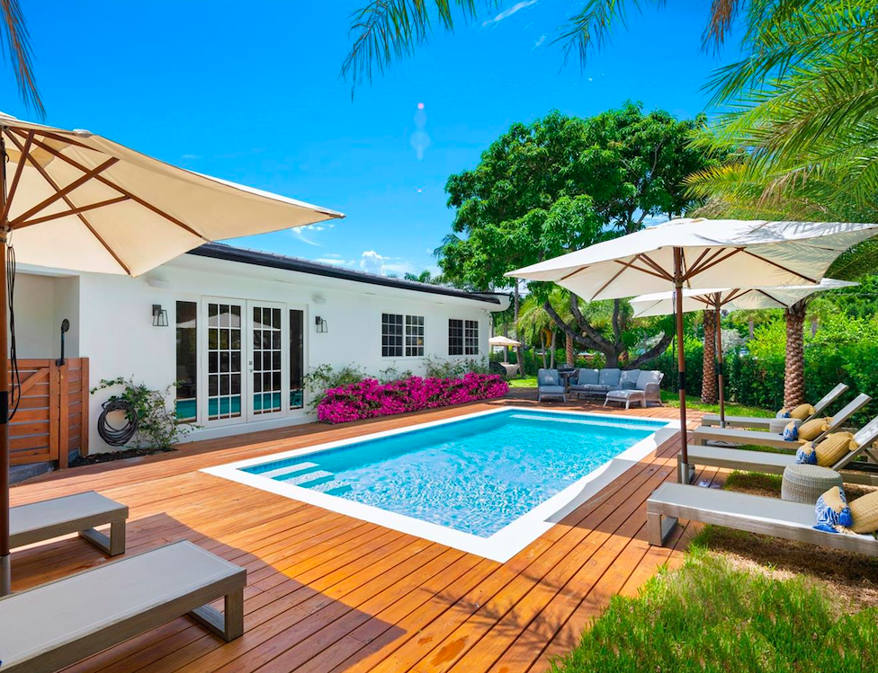 Miami Waterfront Homes Ron 305